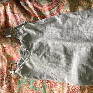 grey tank top
